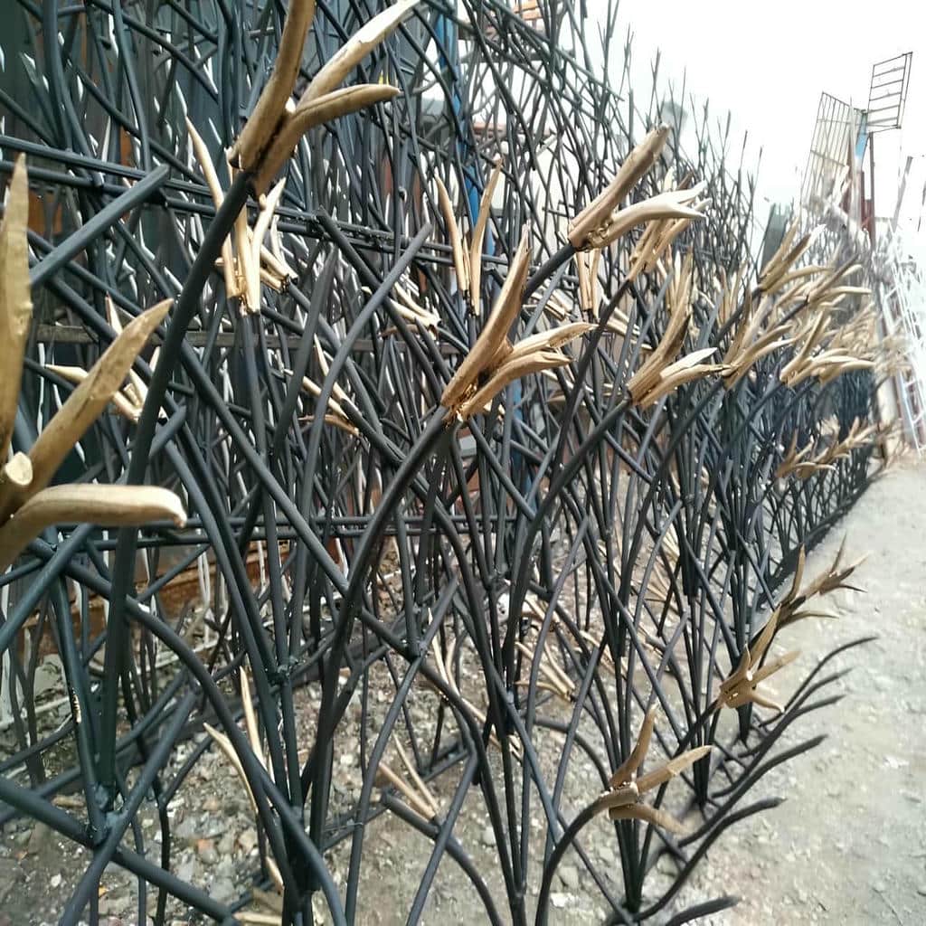 ساخت حفاظ لیلیوم دیوار ویلا مدل آبشاری
