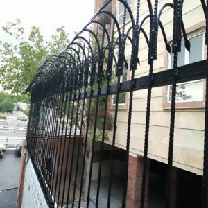14 نمونه حفاظ سرنیزه ای دیوار حیاط