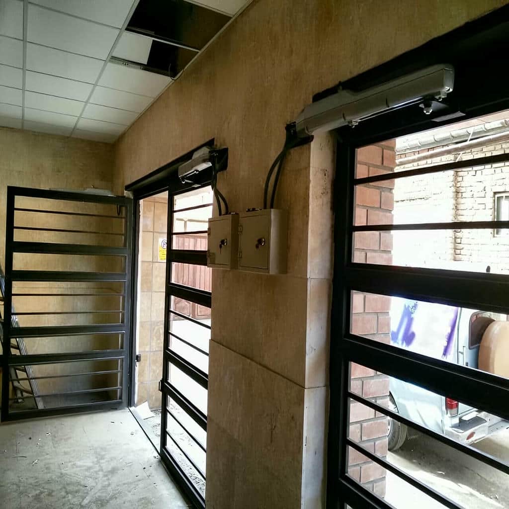 قیمت ریموت درب پارکینگ کد لرنینگ اصلی و سازگار