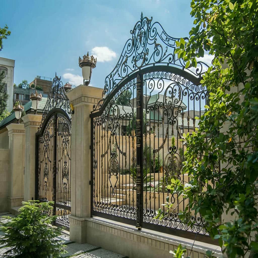 خرید درب ویلایی ورودی شمالی با پنل بسته