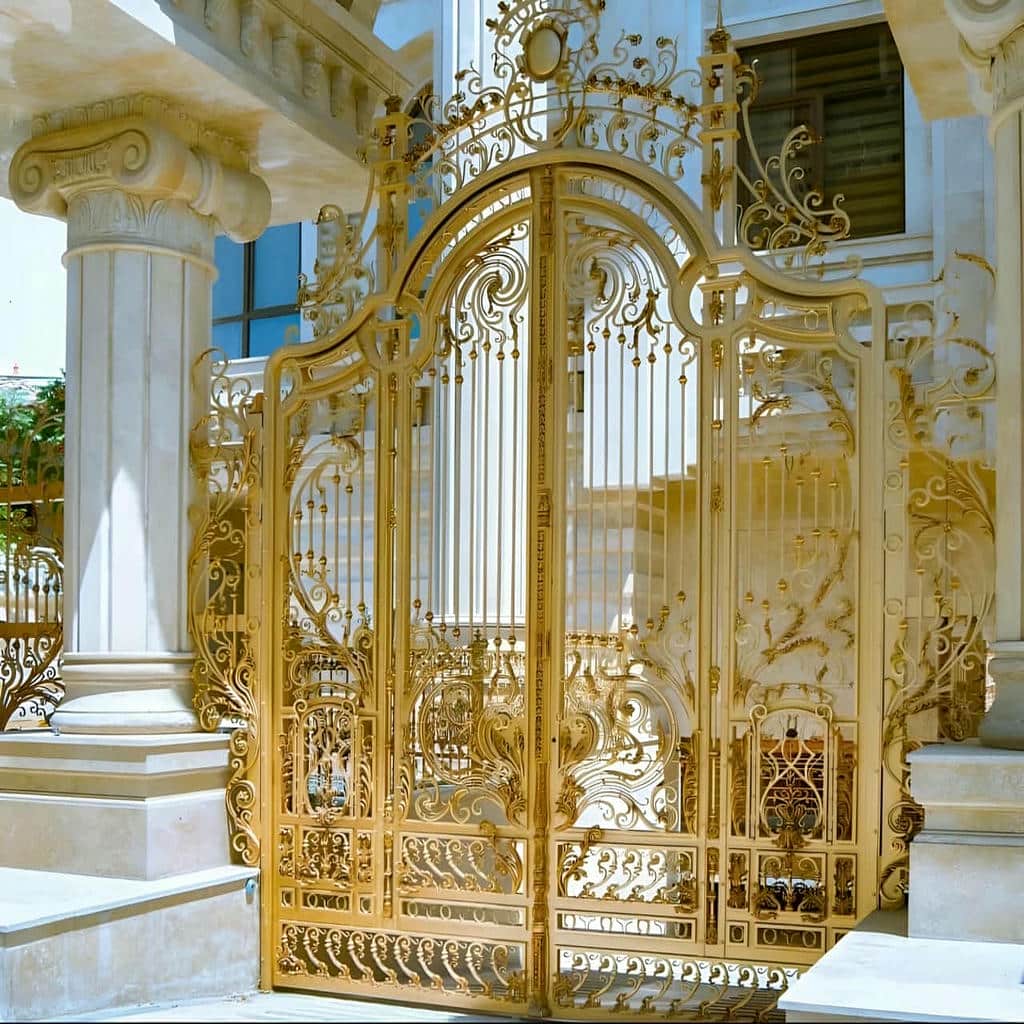 8 مدل درب ویلایی ریلی محوطه باغ
