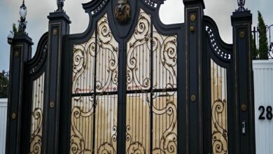 12 نمونه درب پارکینگ دو لنگه عریض