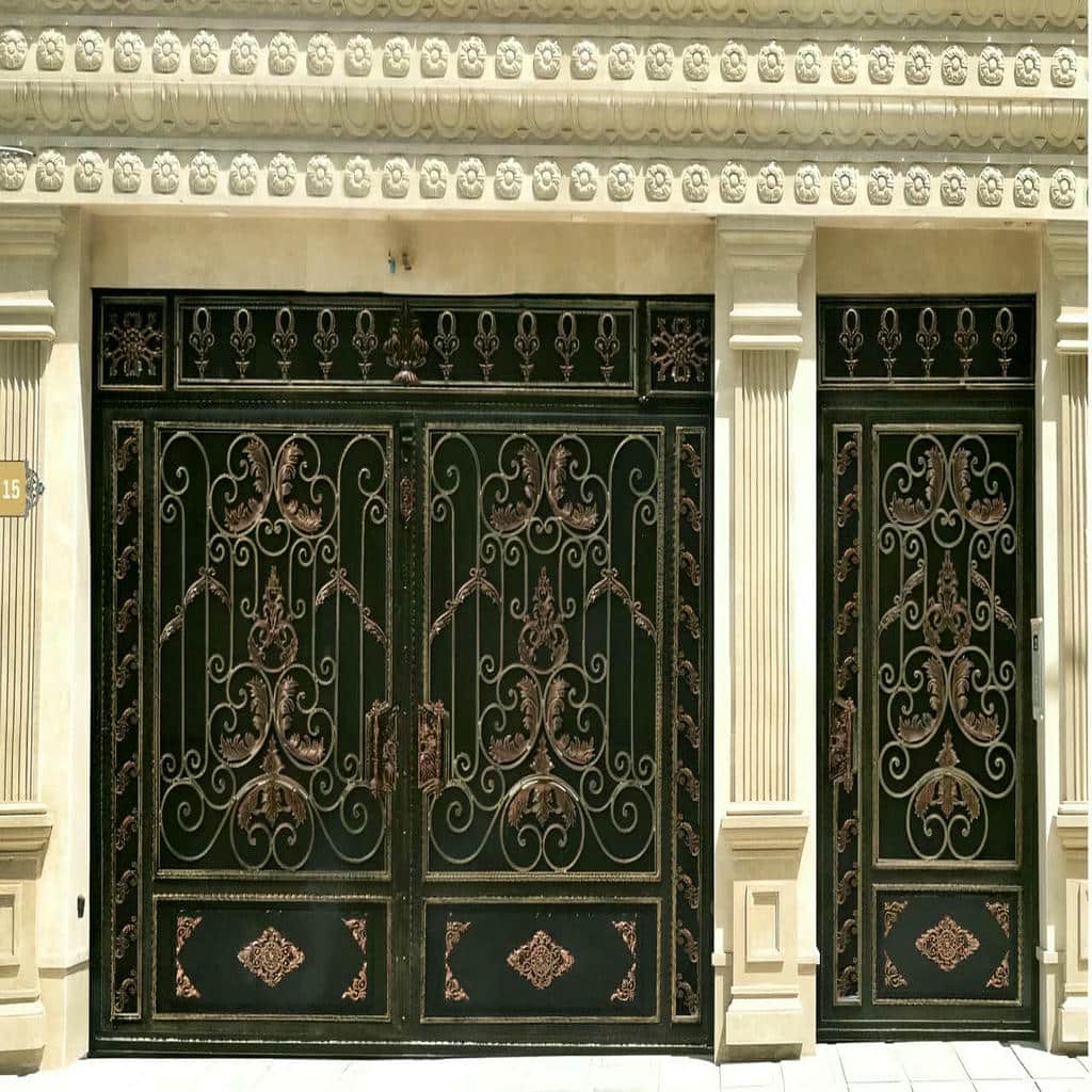 خرید درب پارکینگ برش لیزری طرح هندسی مربع نسبت به خطوط مورب