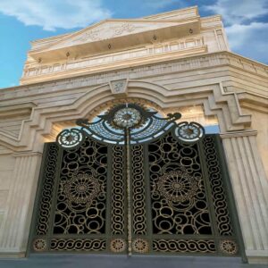 10 مدل درب پارکینگ طرح چوب ترموود