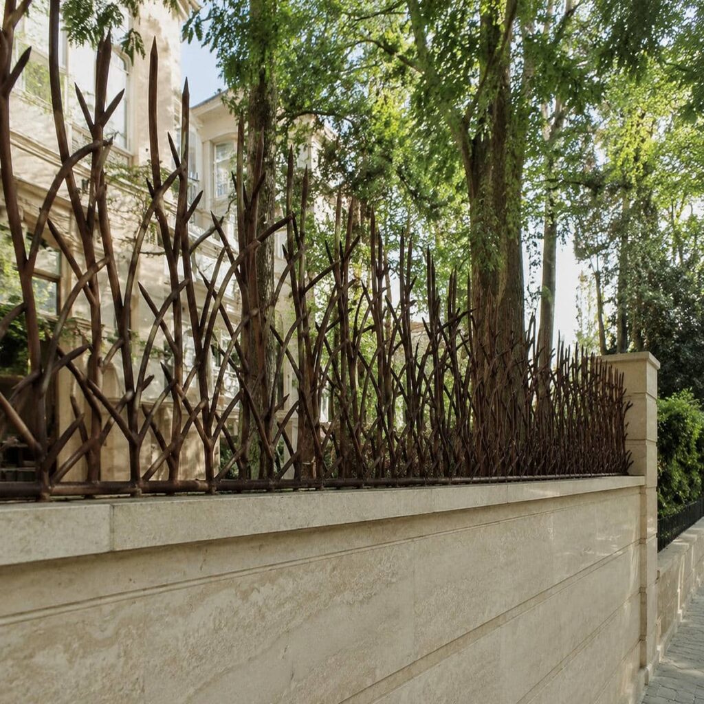 خرید حفاظ دیوار ویلا نمای سنگی طرح شاخ گوزنی