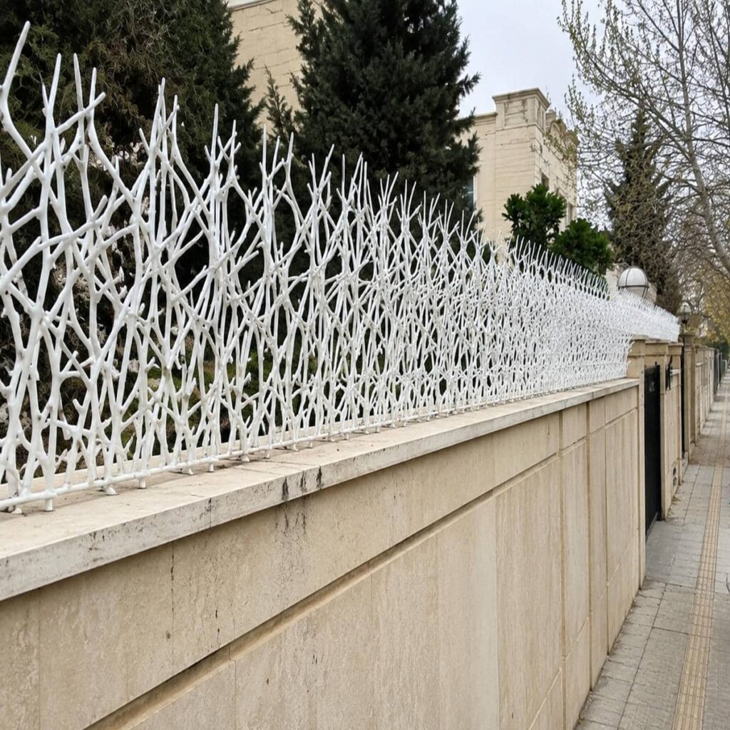 سفارش حفاظ دیوار کوتاه حیاط شاخ گوزنی