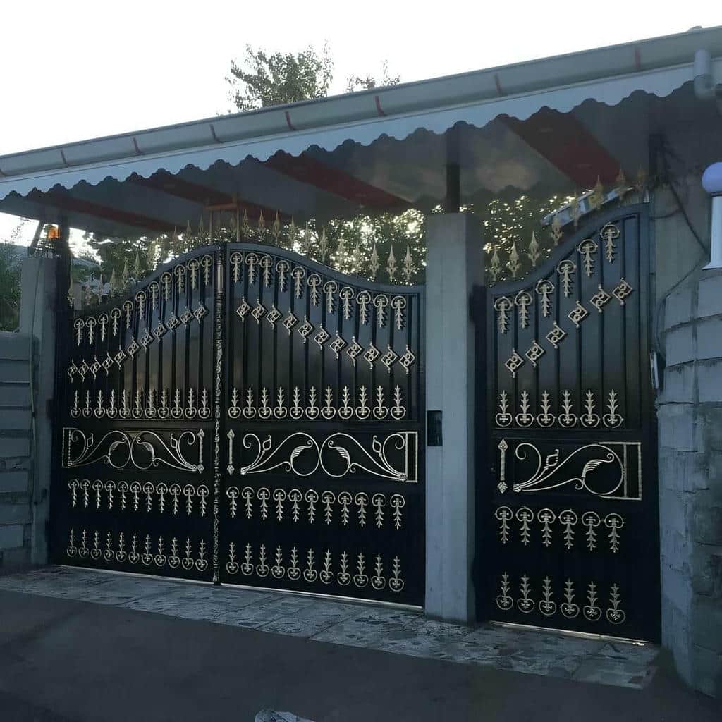 درب فرفورژه ویلا با الگوی هندسی