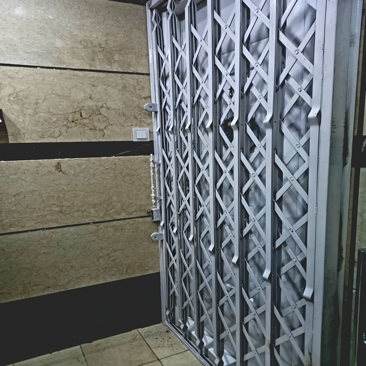 مرکز فروش درب آکاردئونی