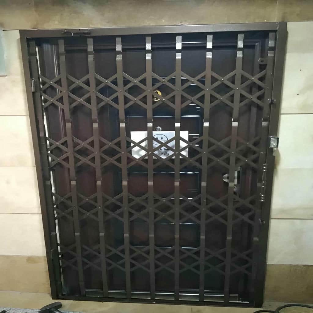 درب ریلی فلزی مشکی