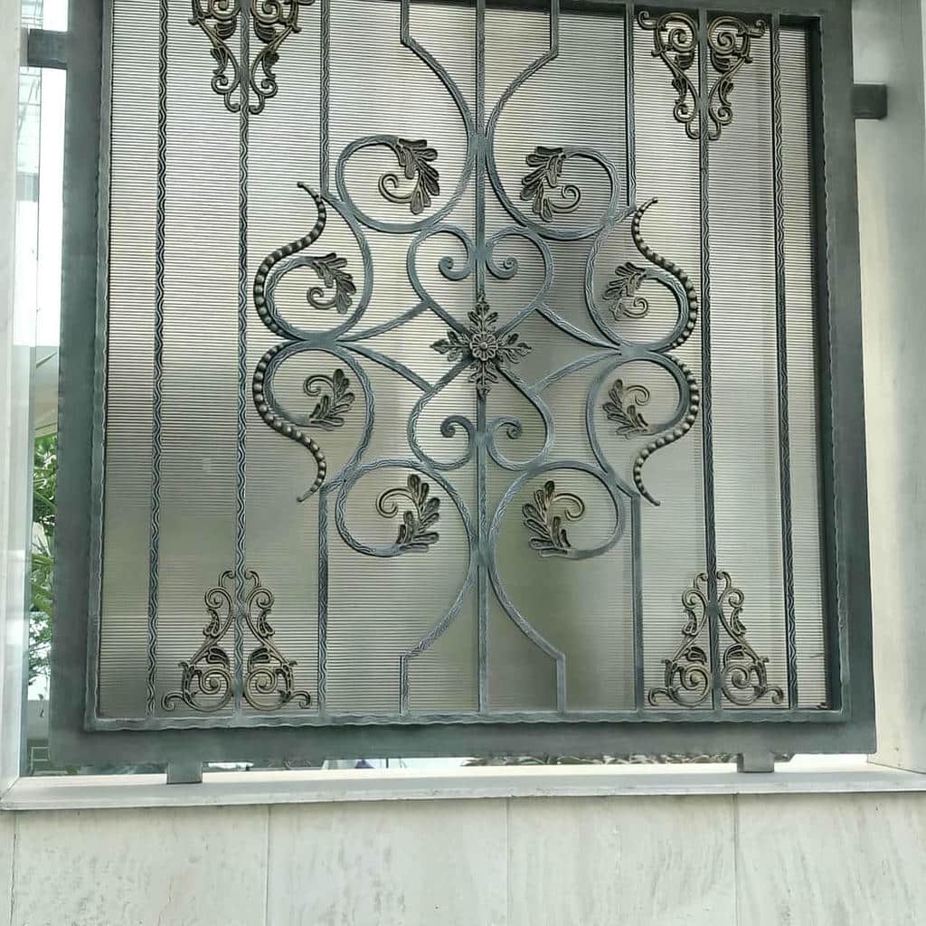 گارد پنجره فلزی سفارشی گارد پنجره فلزی سفارشی