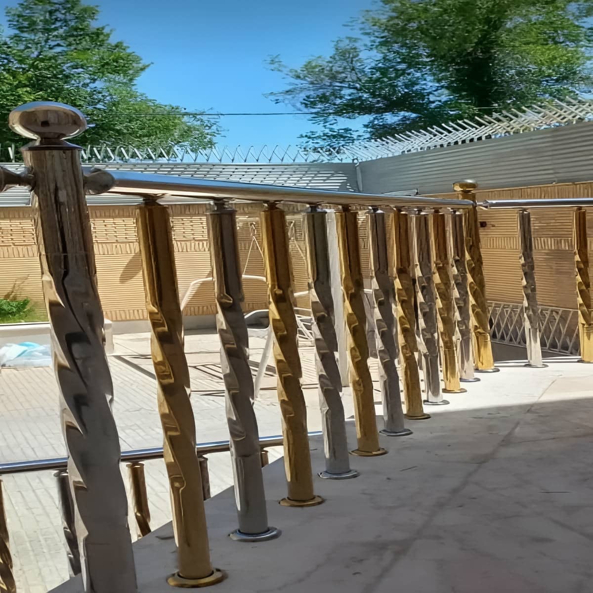 مرکز سفارش مستقیم حفاظ بالکن مناسب ویلا و باغ با ابعاد اختصاصی