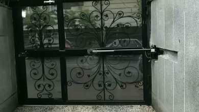 جک درب حیاط با بدنه مشکی