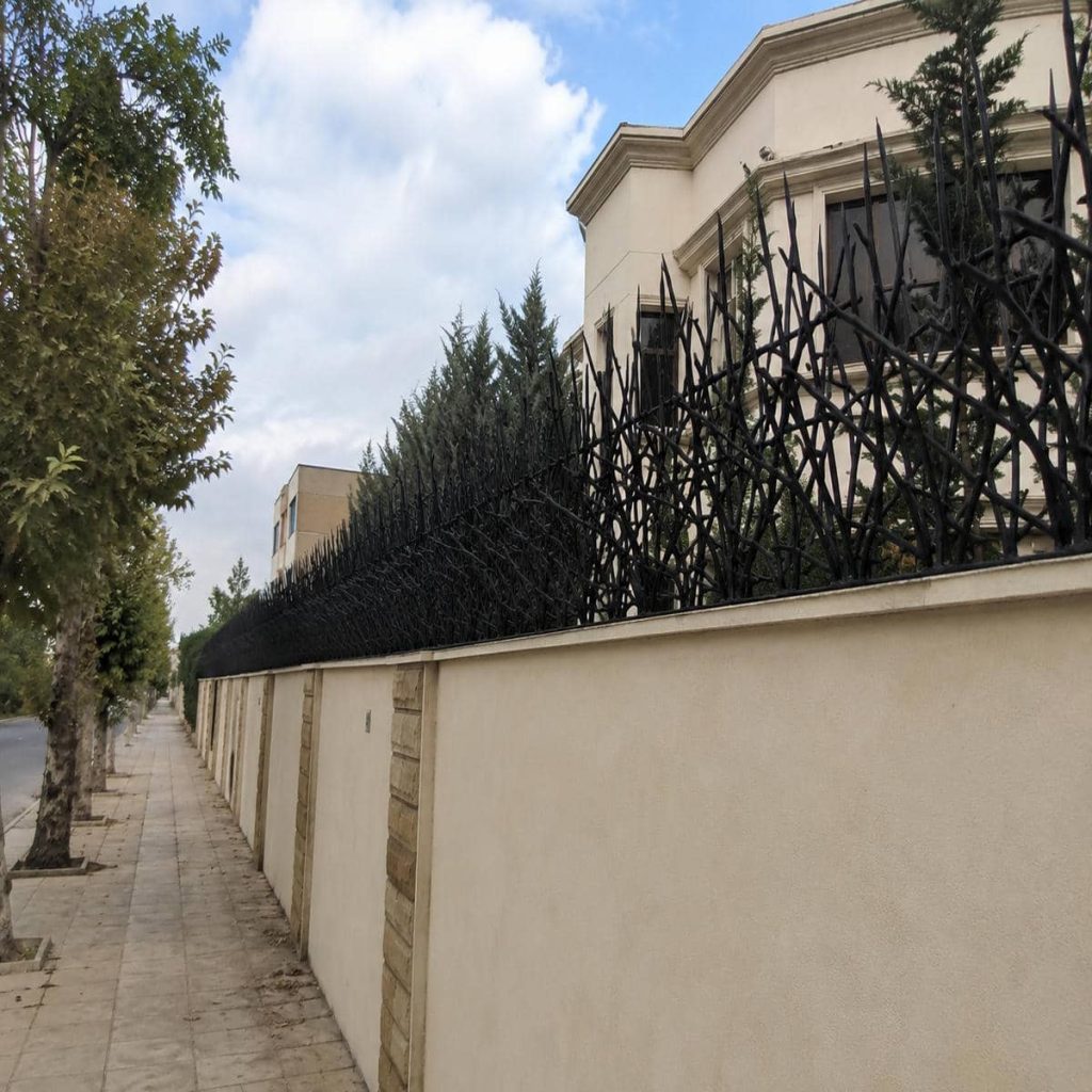 حفاظ دیوار شاخه ای فلزی